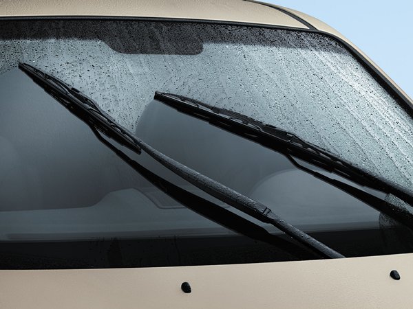 The Importance of Windshield Wiper Blade Replacements (Part 1)
